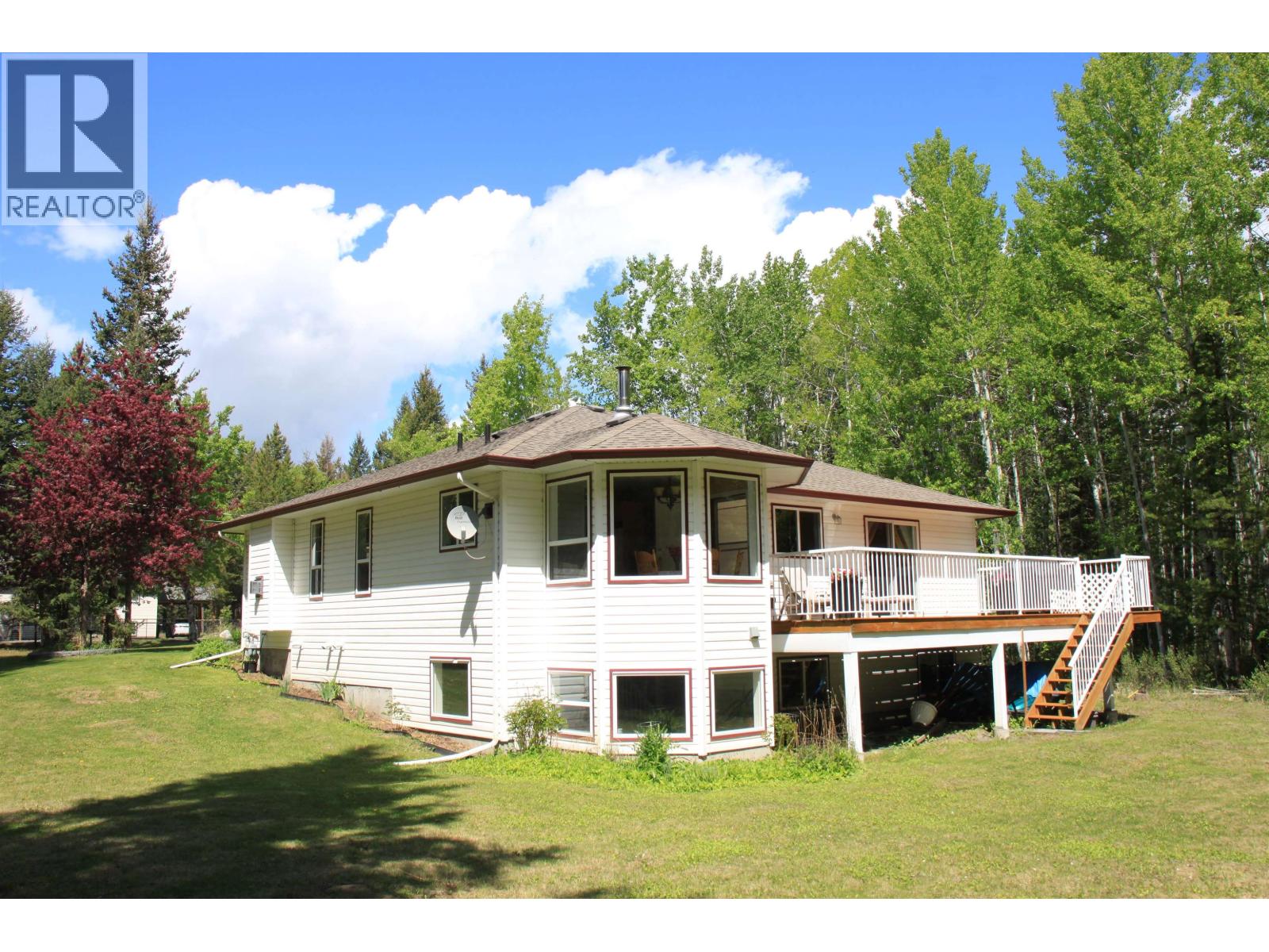 4775 Moneeyaw Road, 108 Mile Ranch, British Columbia  V0K 2Z0 - Photo 31 - R3128139