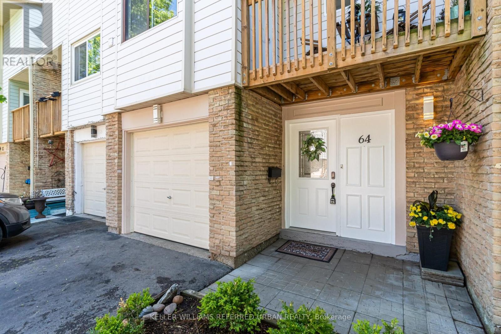 6540 Falconer Drive, Mississauga, Ontario  L5N 1M1 - Photo 2 - W13208506