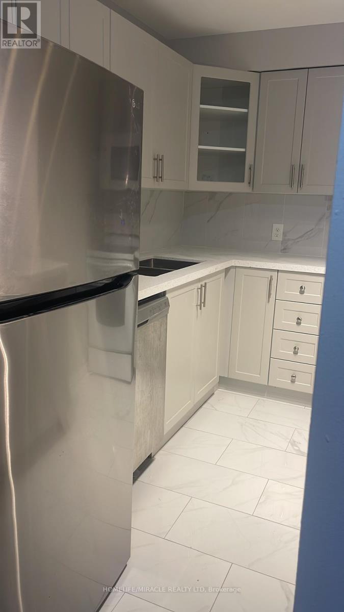 2315 - 35 Trailwood Drive, Mississauga, Ontario  L4Z 3L6 - Photo 8 - W13208534