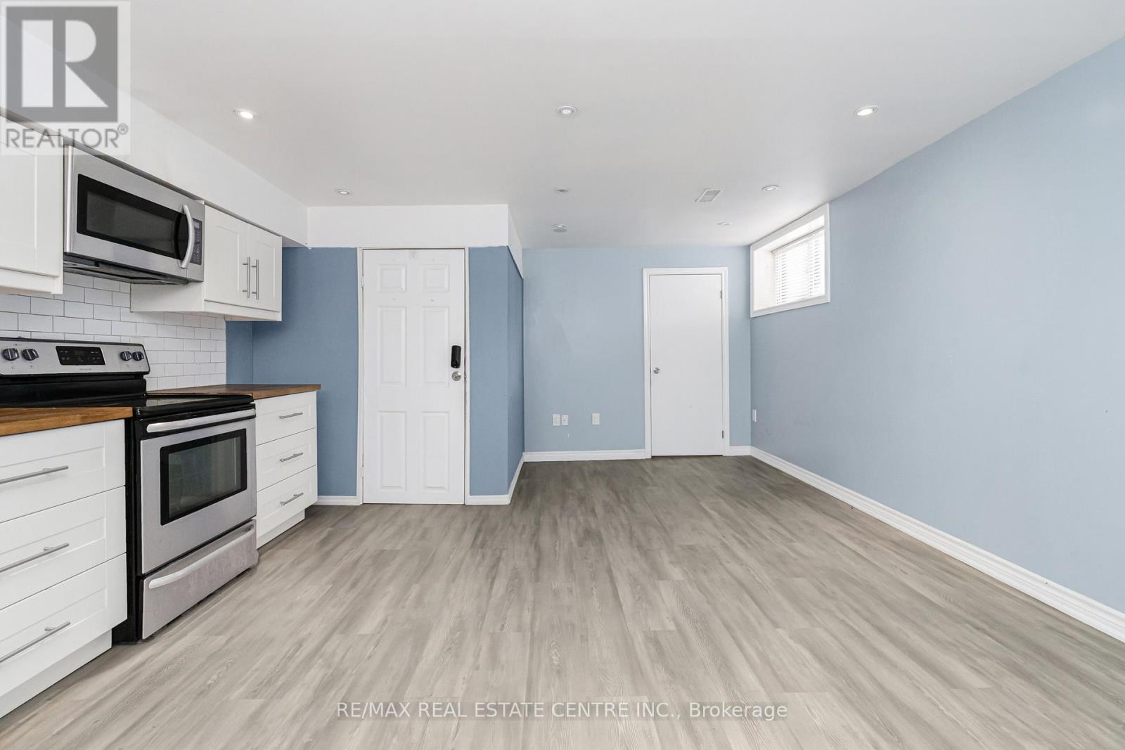 1 Stanwood Crescent, Toronto, Ontario  M9M 1Z8 - Photo 41 - W13208550