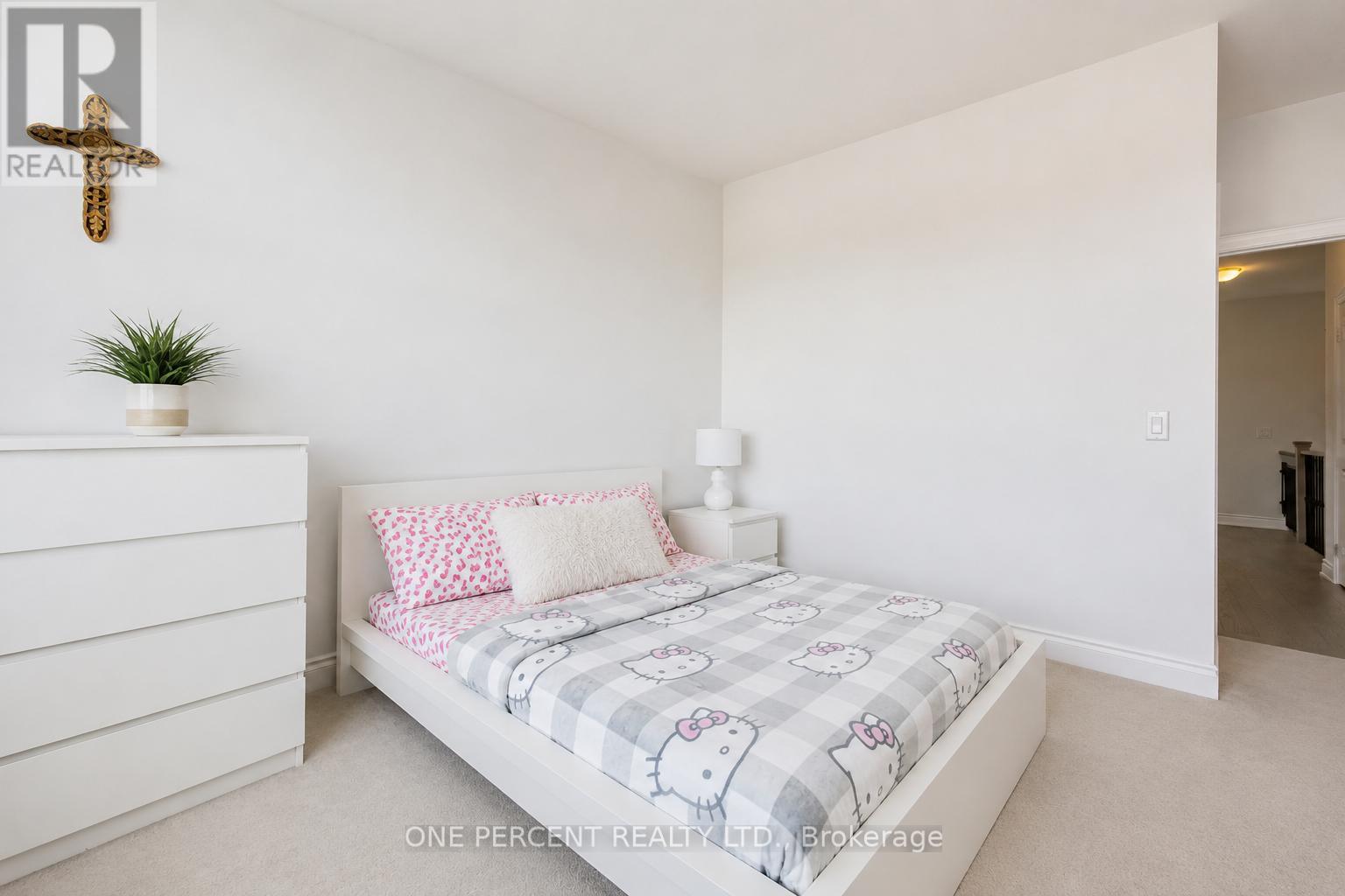 656 Tupelo Court, Mississauga, Ontario  L5G 0C4 - Photo 19 - W13208552