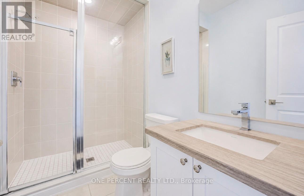 656 Tupelo Court, Mississauga, Ontario  L5G 0C4 - Photo 7 - W13208552