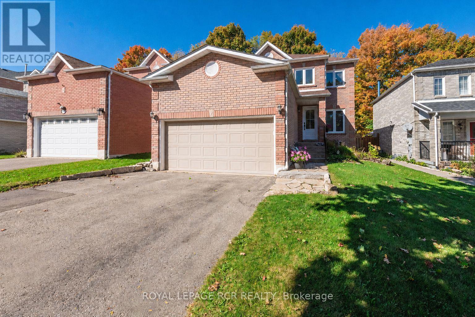 194 LISA MARIE DRIVE, Orangeville, Ontario