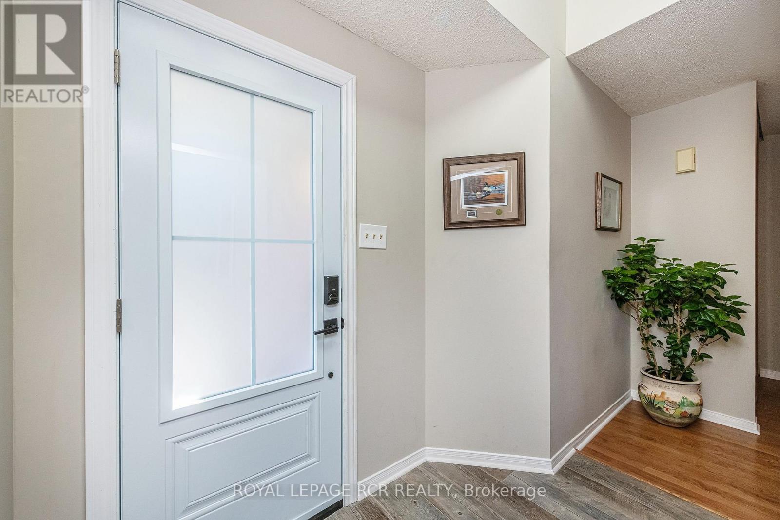 194 Lisa Marie Drive, Orangeville, Ontario  L9W 4P7 - Photo 4 - W13208564