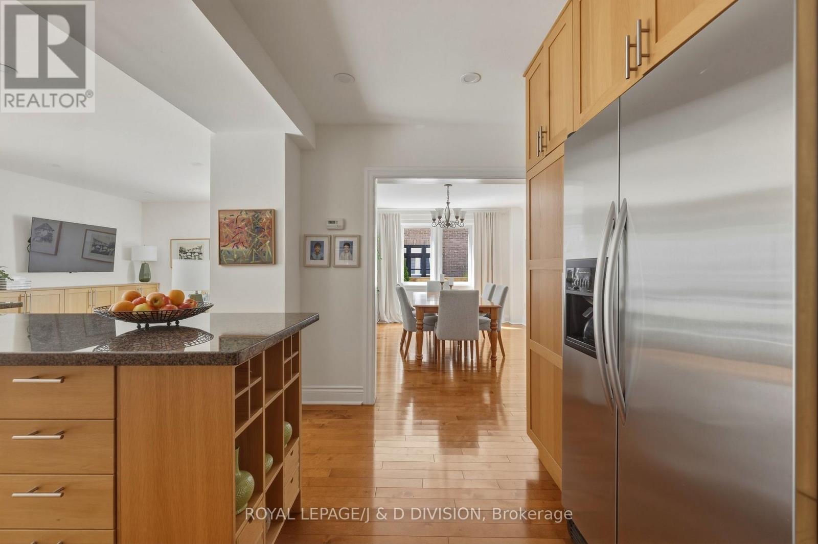 111 Warwood Road, Toronto, Ontario  M9B 5B6 - Photo 13 - W13208596