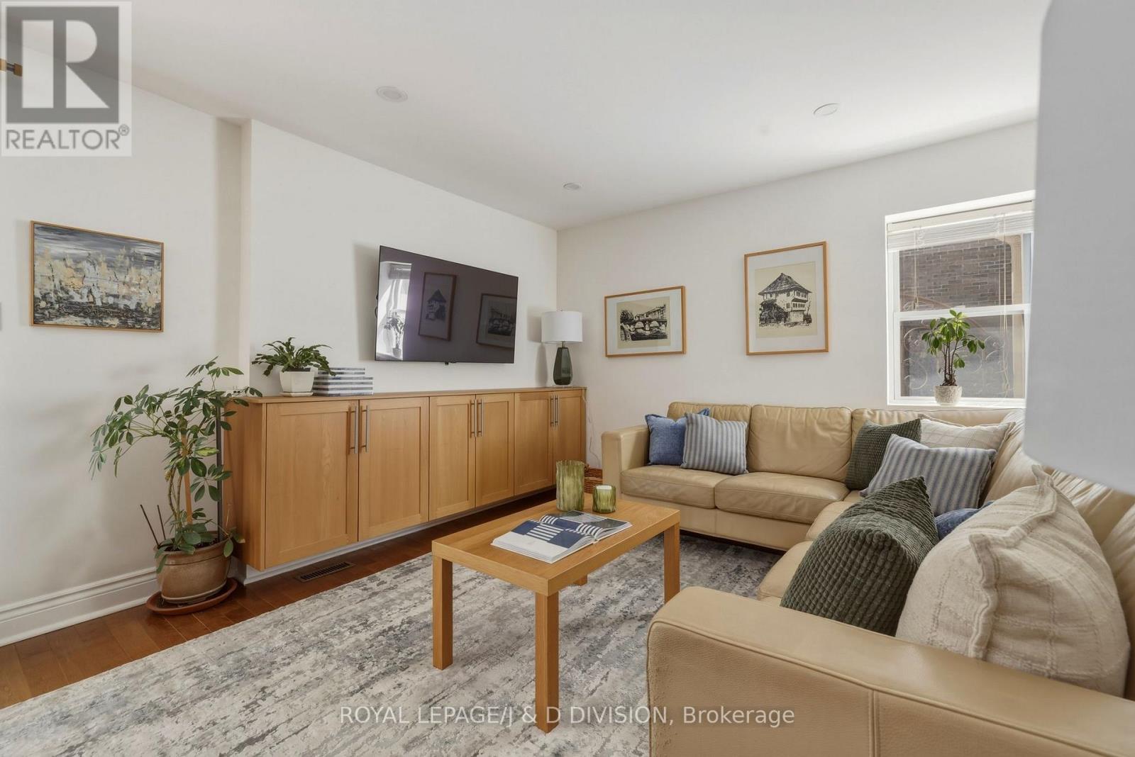 111 Warwood Road, Toronto, Ontario  M9B 5B6 - Photo 15 - W13208596