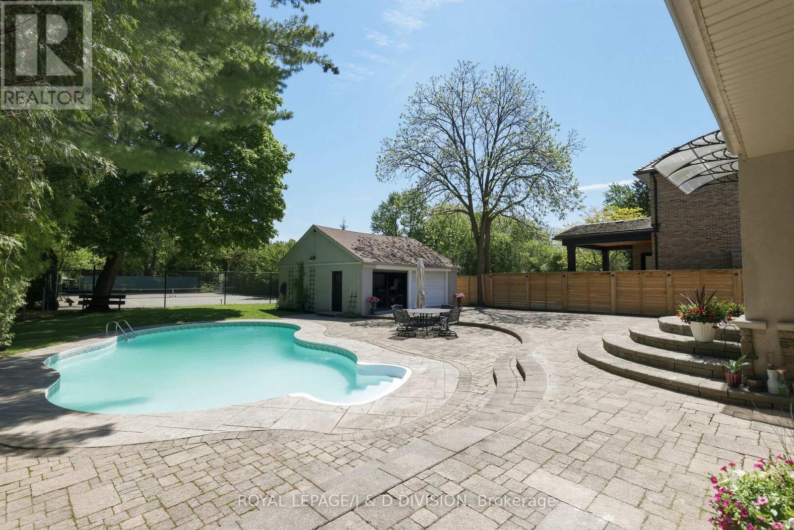 111 Warwood Road, Toronto, Ontario  M9B 5B6 - Photo 44 - W13208596
