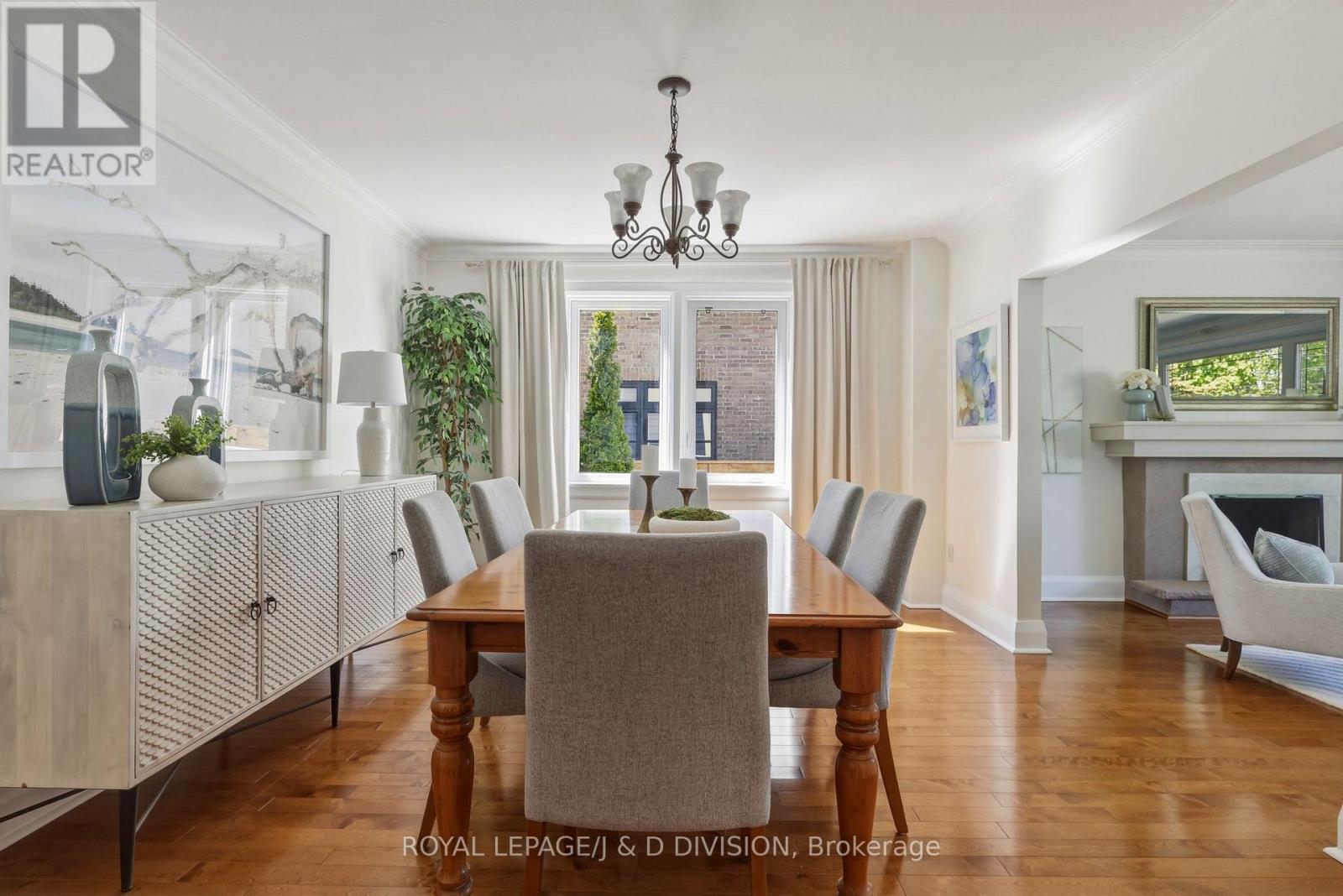 111 Warwood Road, Toronto, Ontario  M9B 5B6 - Photo 8 - W13208596