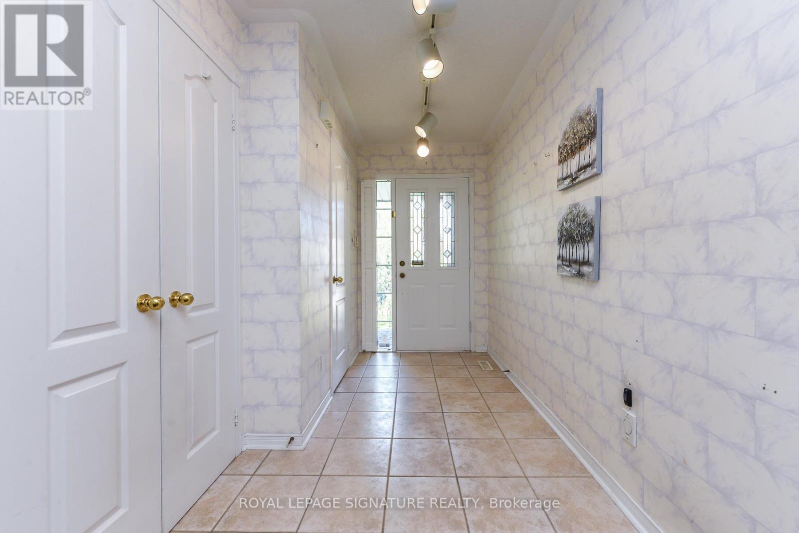 5504 Windy Hill Court, Mississauga, Ontario  L4Z 3W4 - Photo 39 - W13208636