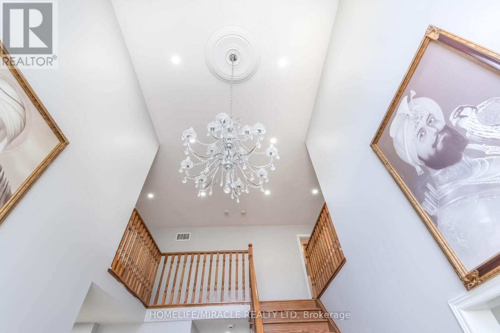 6 Westbrook Avenue, Brampton, Ontario  L6P 1M4 - Photo 23 - W13208660
