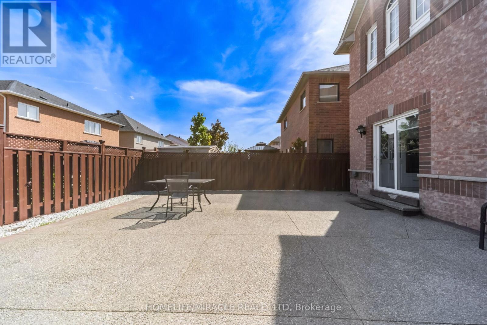 6 Westbrook Avenue, Brampton, Ontario  L6P 1M4 - Photo 47 - W13208660