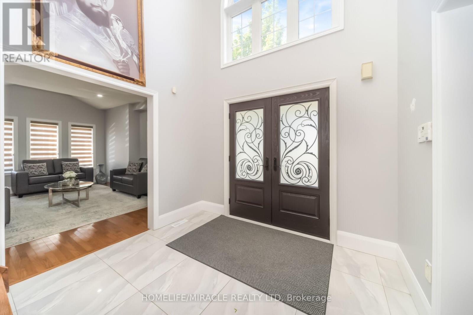 6 Westbrook Avenue, Brampton, Ontario  L6P 1M4 - Photo 6 - W13208660