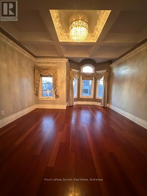 81 Livingstone Avenue, Toronto, Ontario  M6E 2L7 - Photo 10 - W13208668