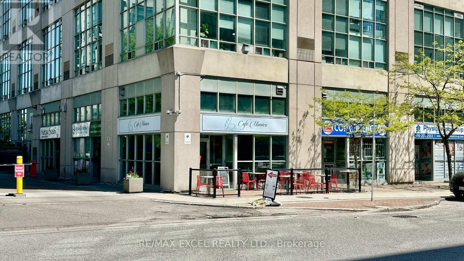 264 Manitoba Street, Toronto, Ontario  M8Y 4G9 - Photo 2 - W13208774