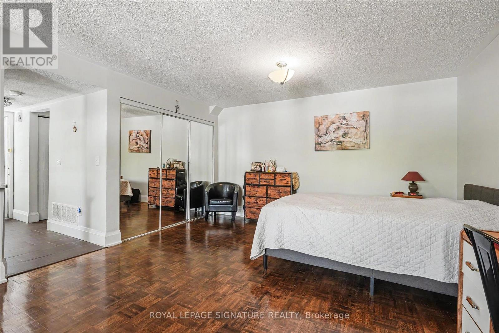 221 - 101 Bristol Road E, Mississauga, Ontario  L4Z 3P4 - Photo 15 - W13208776
