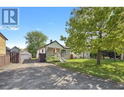31 BURLINGAME ROAD, Toronto, Ontario