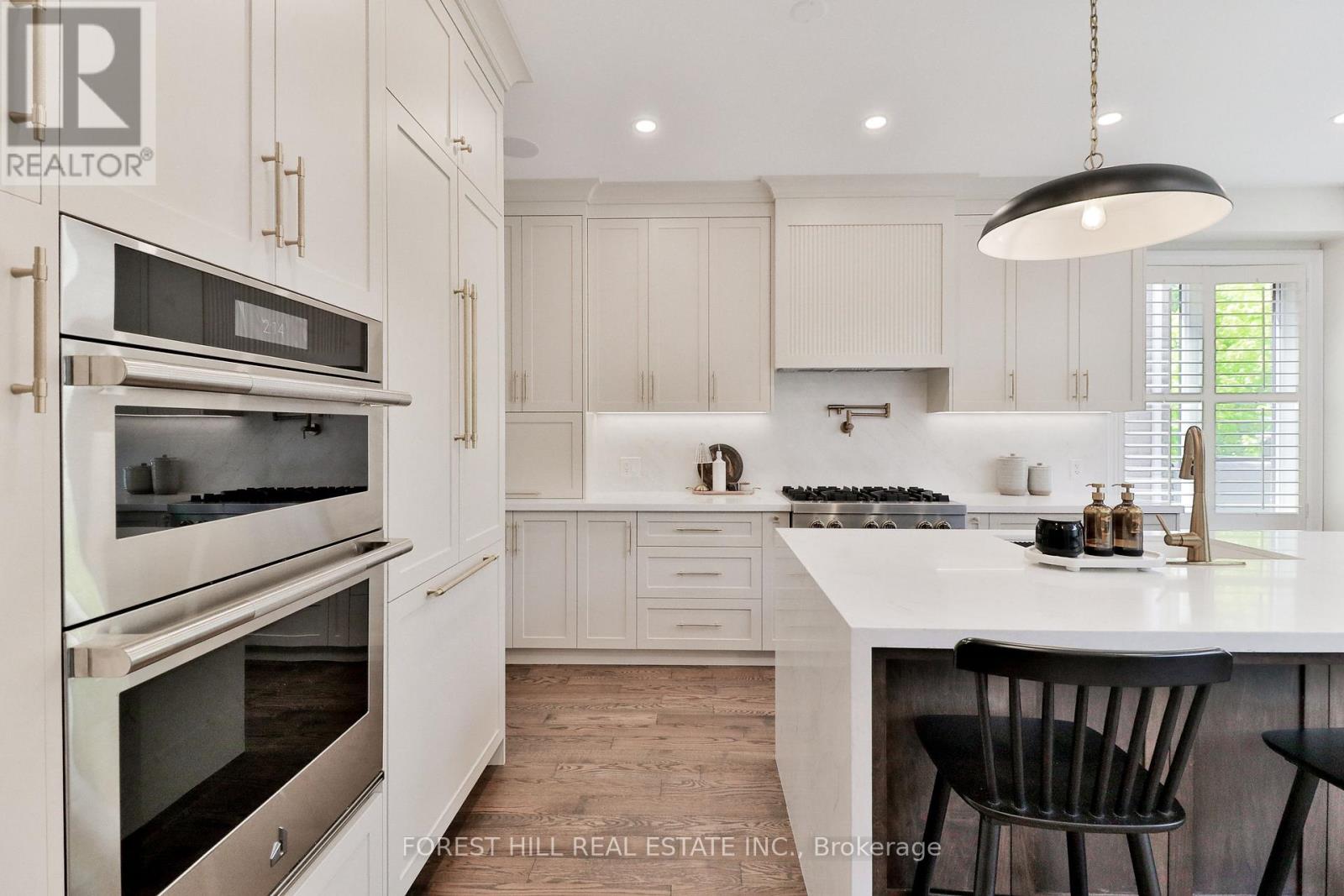327 Turning Leaf Road, Oakville, Ontario  L6L 6W7 - Photo 15 - W13208836