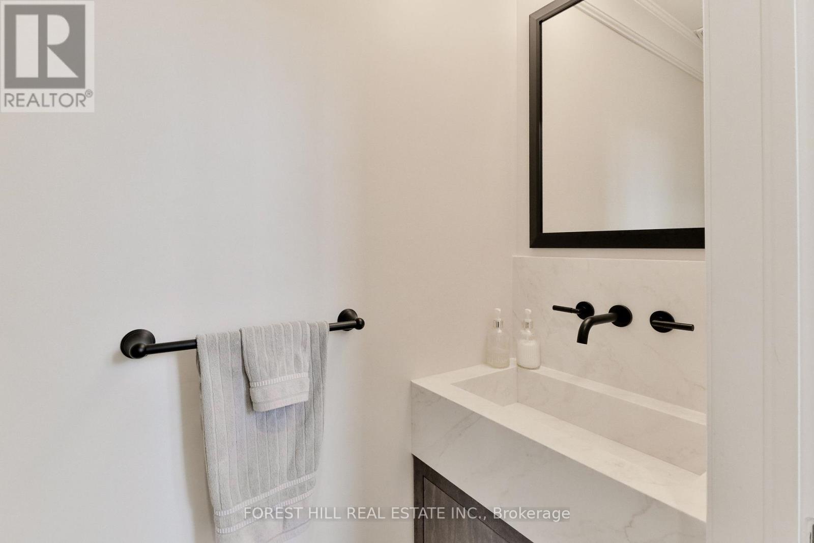 327 Turning Leaf Road, Oakville, Ontario  L6L 6W7 - Photo 23 - W13208836