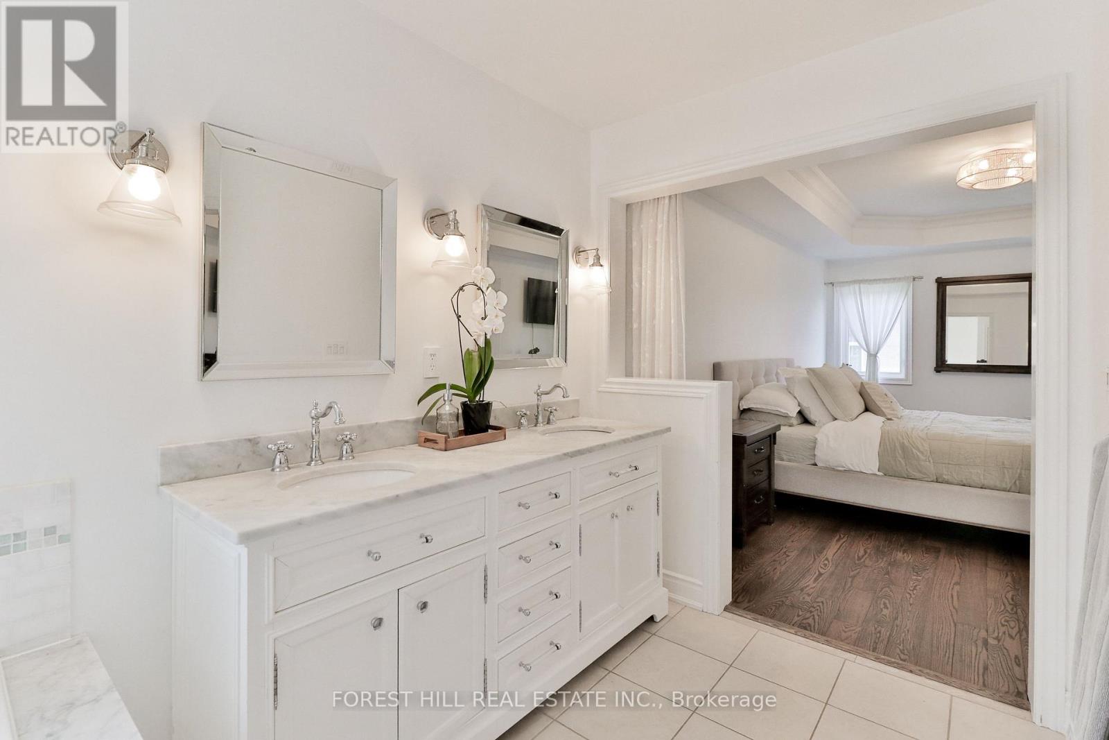 327 Turning Leaf Road, Oakville, Ontario  L6L 6W7 - Photo 29 - W13208836