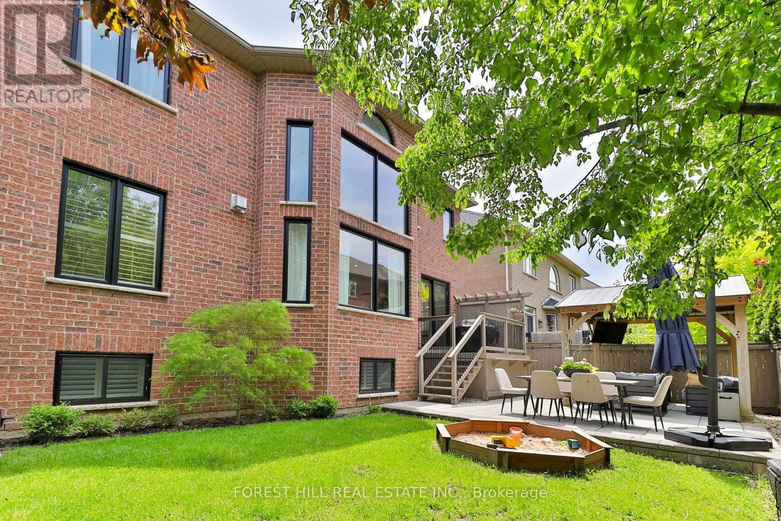 327 Turning Leaf Road, Oakville, Ontario  L6L 6W7 - Photo 43 - W13208836