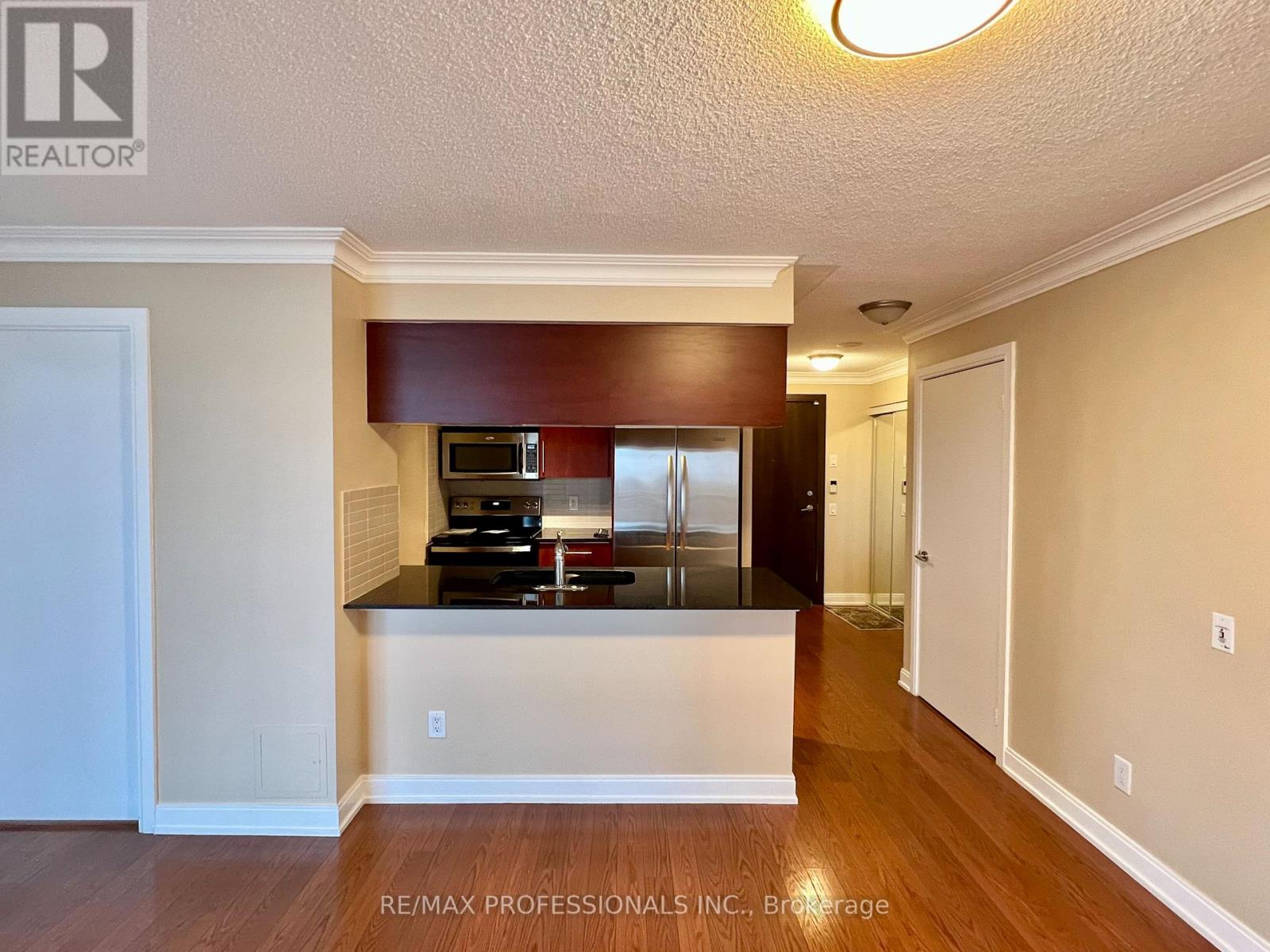1548 - 25 Viking Lane, Toronto, Ontario  M9B 0A1 - Photo 2 - W13208876
