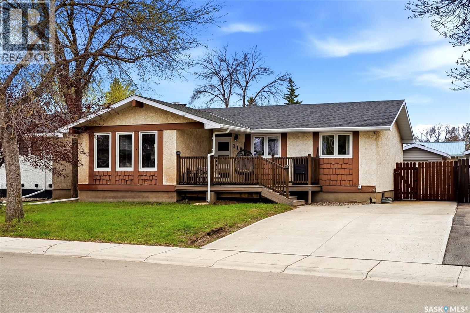 118 Mackenzie Crescent, Regina, Saskatchewan  S4N 5G5 - Photo 1 - SK037444