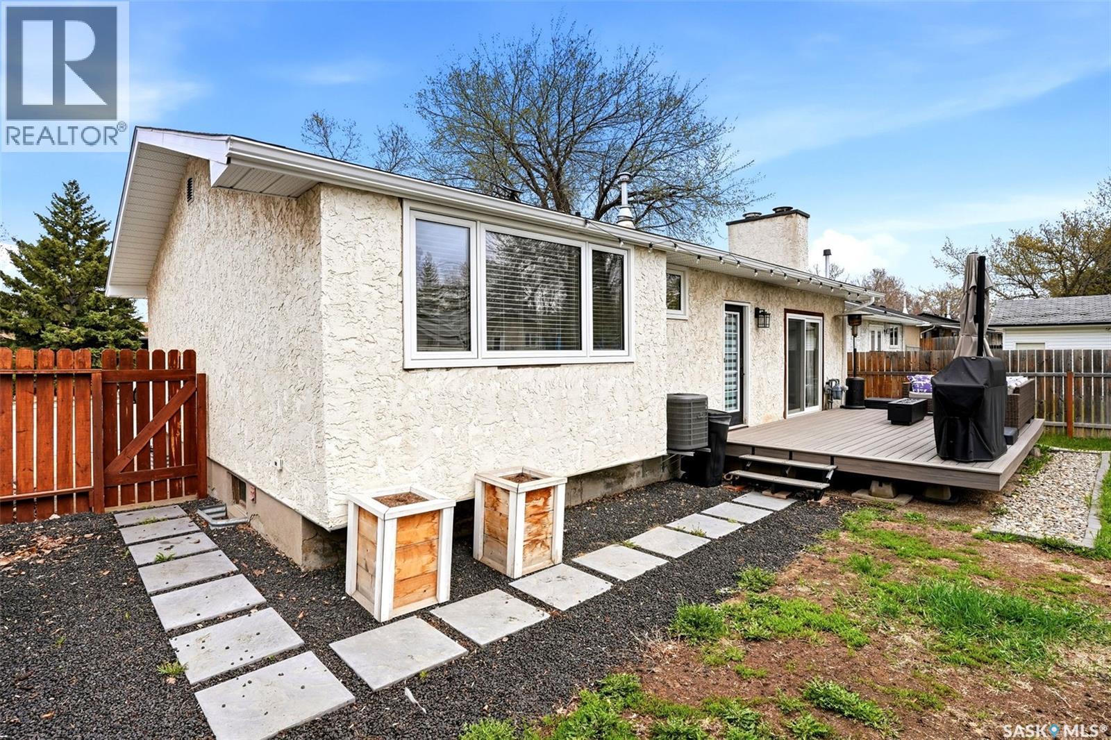 118 Mackenzie Crescent, Regina, Saskatchewan  S4N 5G5 - Photo 43 - SK037444