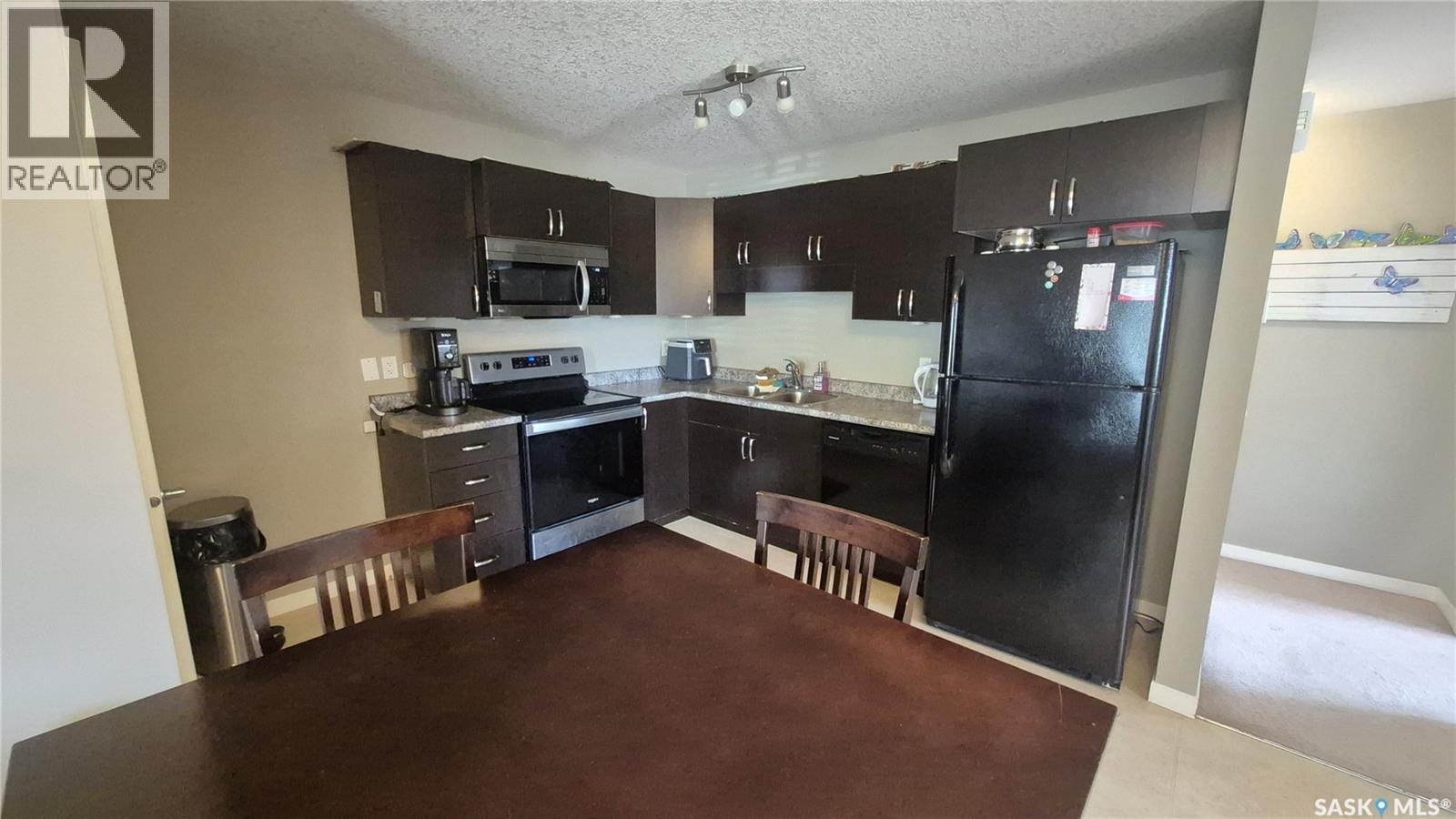 5027 James Hill Road, Regina, Saskatchewan  S4W 0B9 - Photo 8 - SK037254
