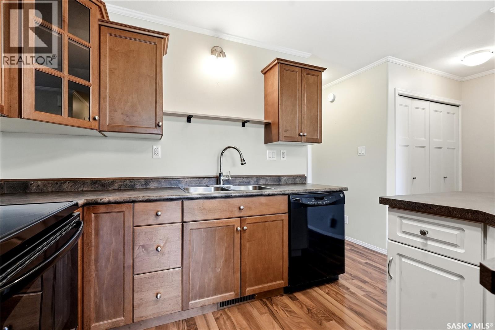 311 1022 Hampton Circle, Saskatoon, Saskatchewan  S7R 0K4 - Photo 17 - SK037064