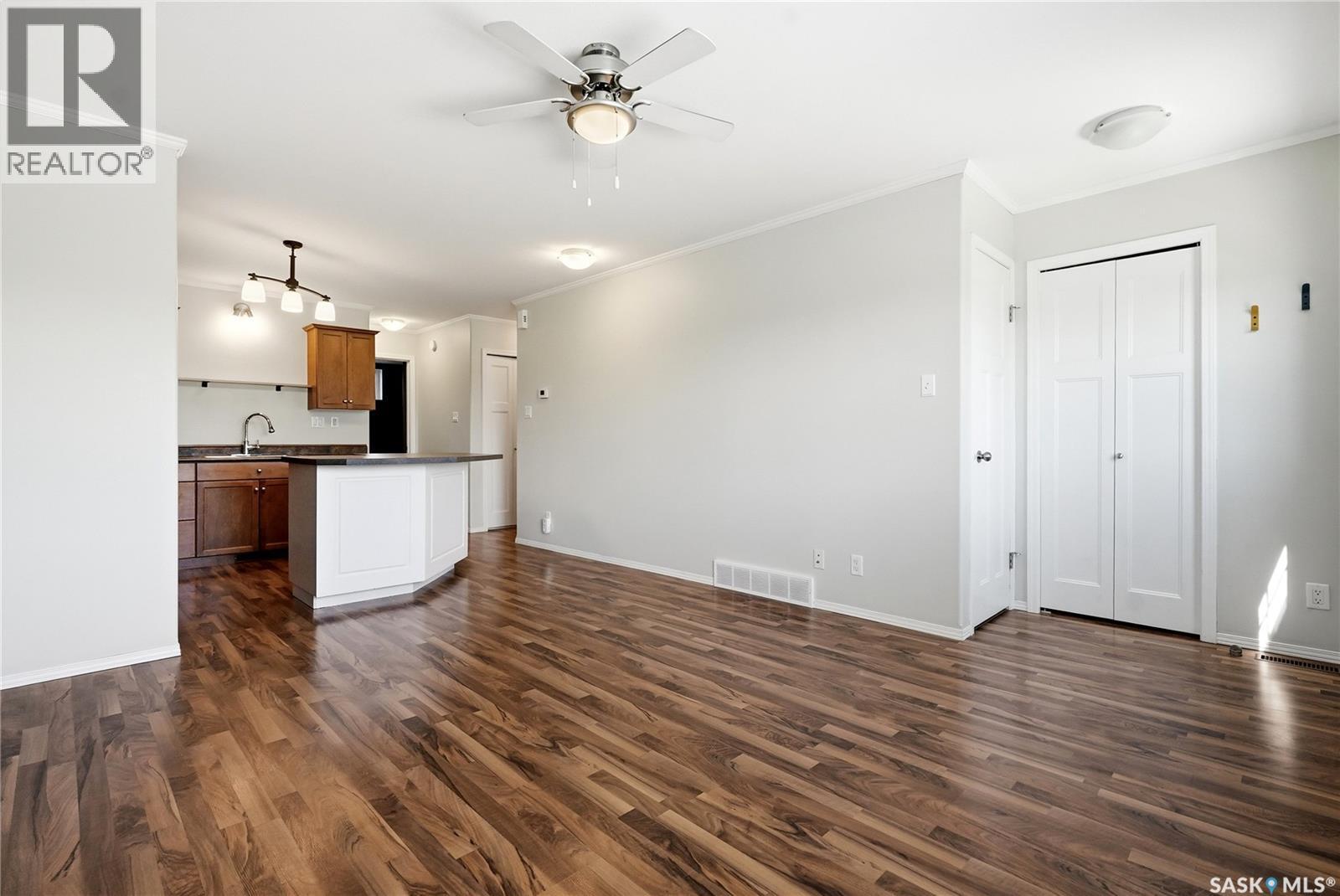 311 1022 Hampton Circle, Saskatoon, Saskatchewan  S7R 0K4 - Photo 9 - SK037064