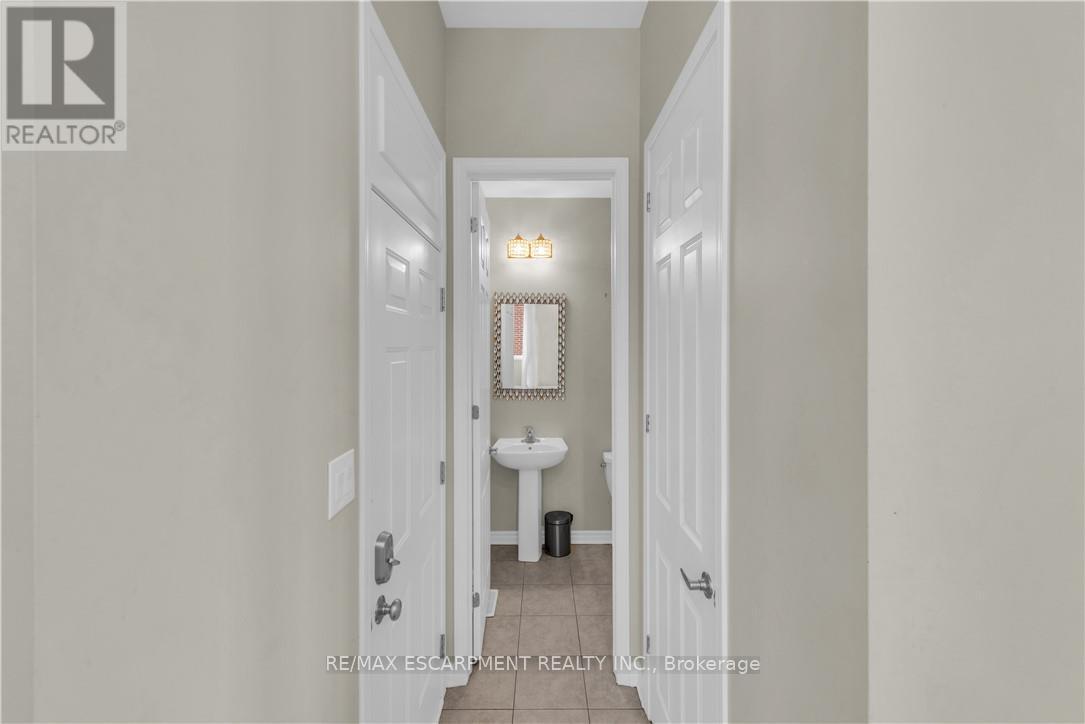 75 Forest Ridge Avenue, Hamilton, Ontario  L8B 1V4 - Photo 22 - X13208206
