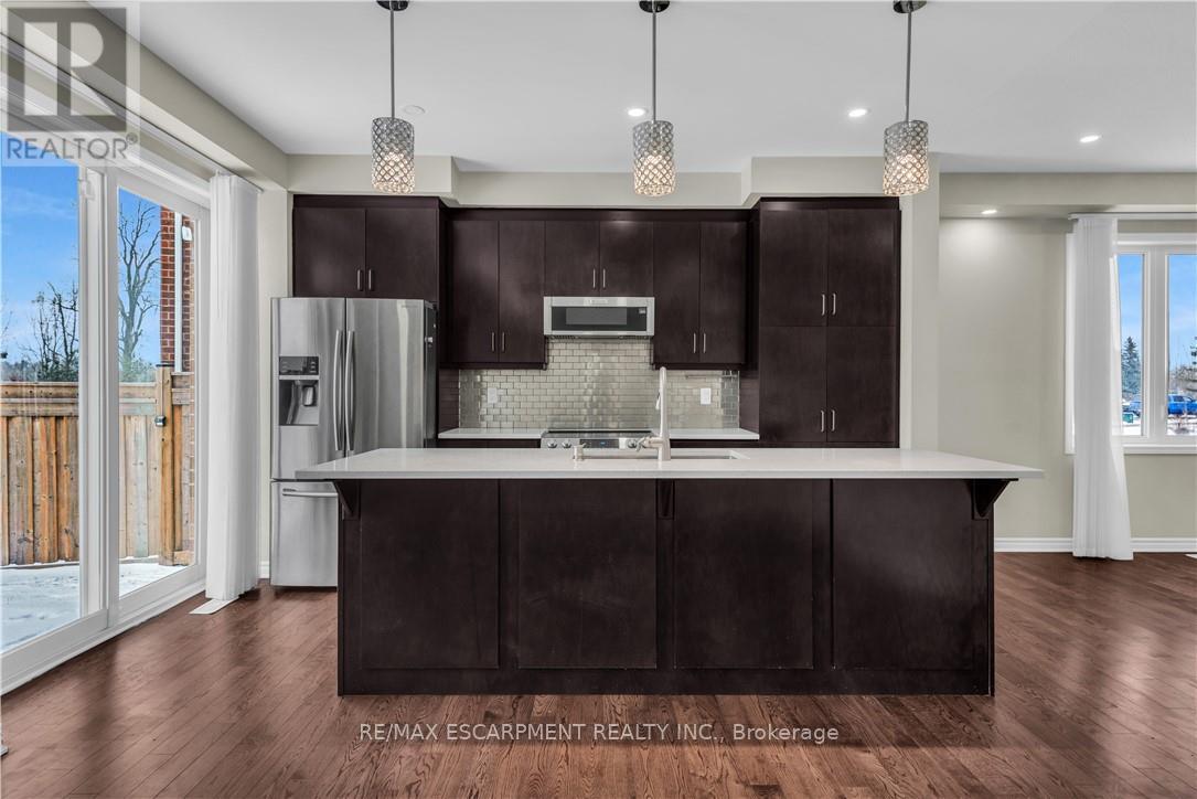 75 Forest Ridge Avenue, Hamilton, Ontario  L8B 1V4 - Photo 8 - X13208206