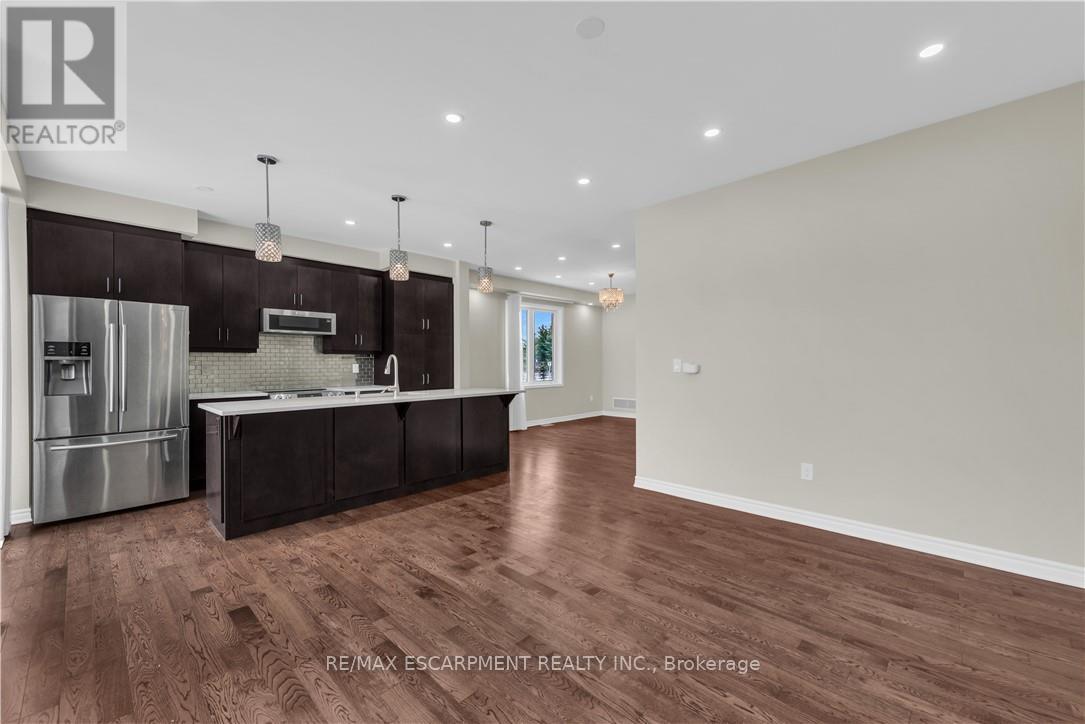75 Forest Ridge Avenue, Hamilton, Ontario  L8B 1V4 - Photo 15 - X13208206