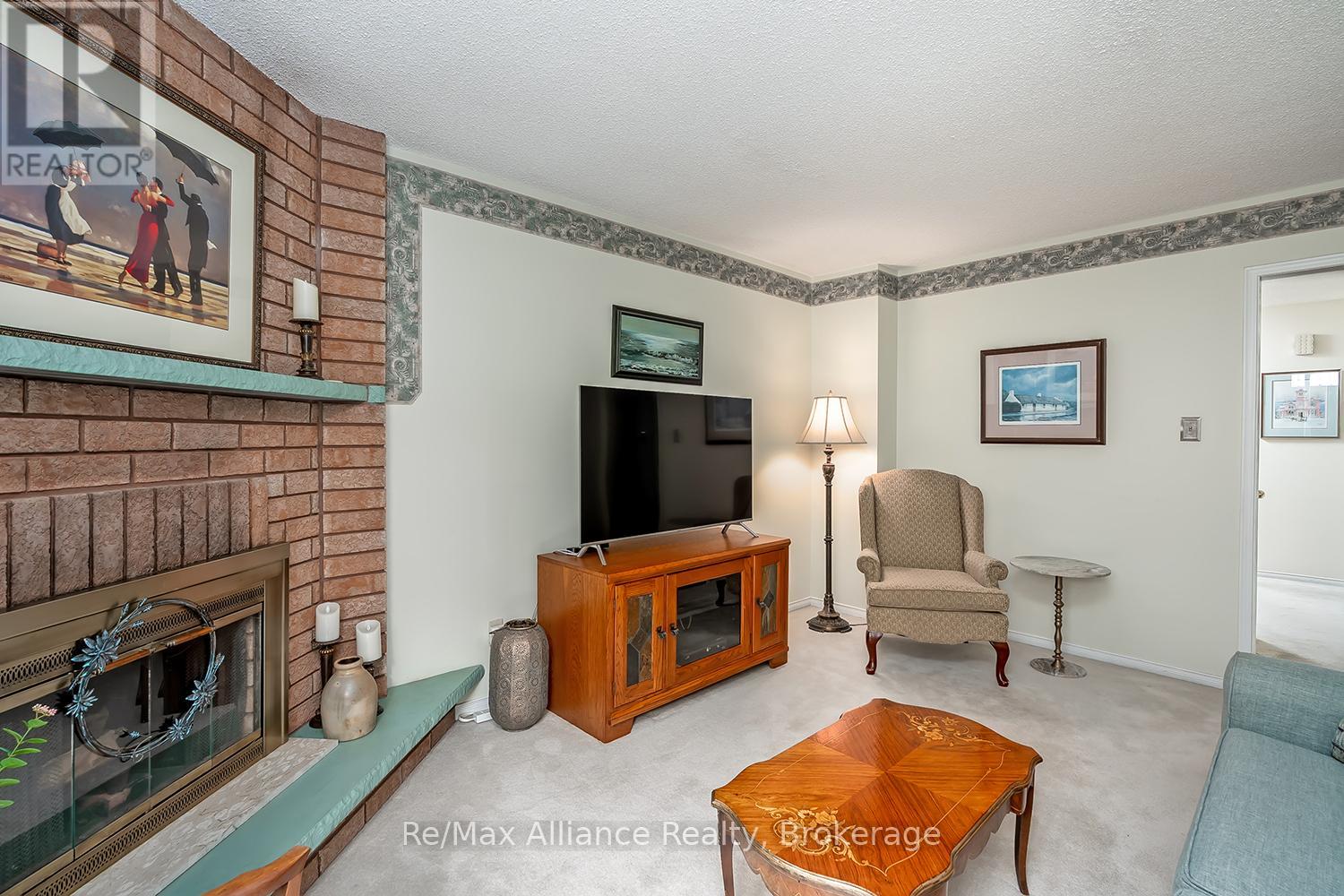 1969 Glenada Crescent, Oakville, Ontario  L6H 4M8 - Photo 14 - W13208910