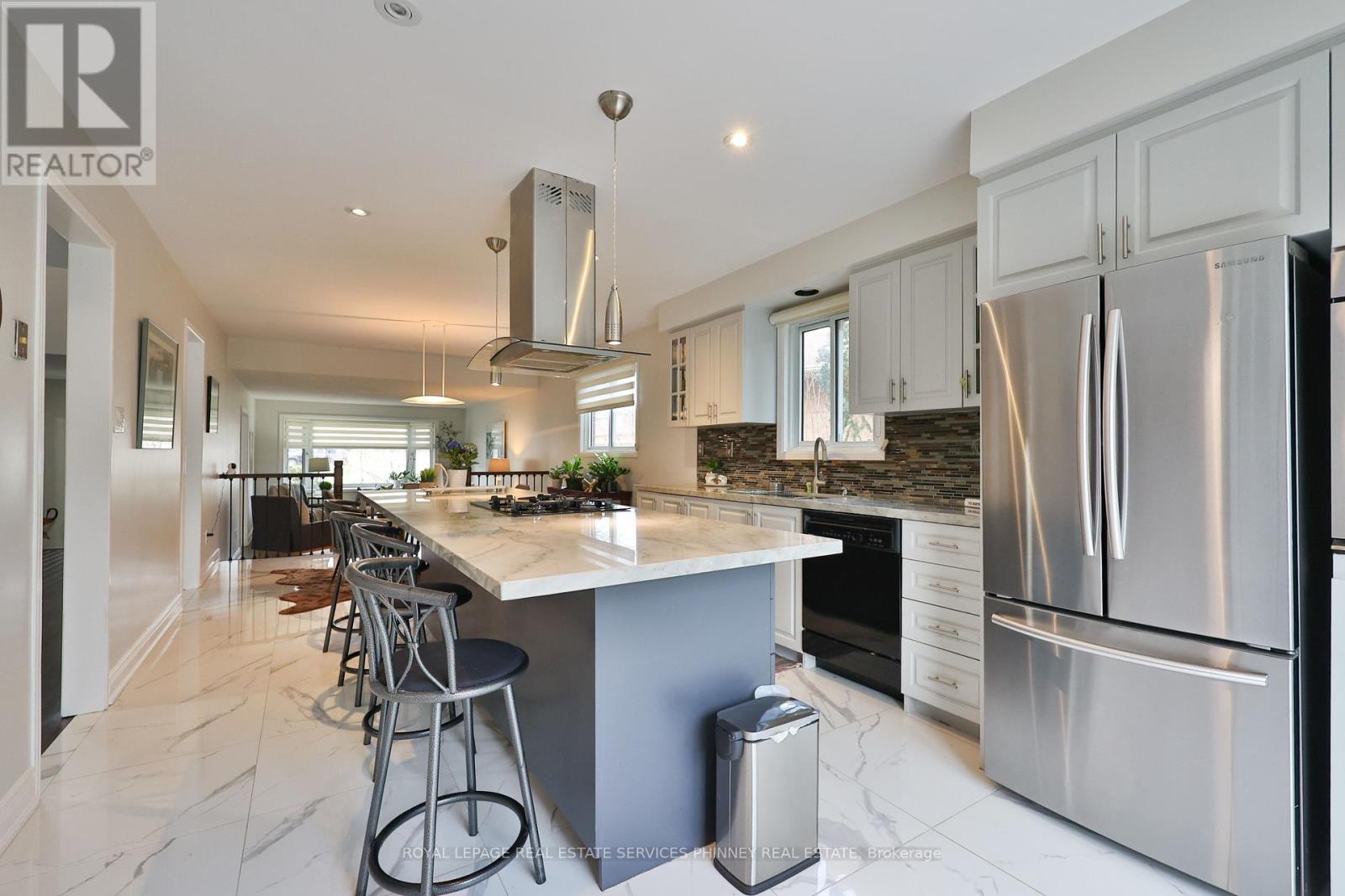 2031 Pen Street, Oakville, Ontario  L6H 3L2 - Photo 16 - W13001900