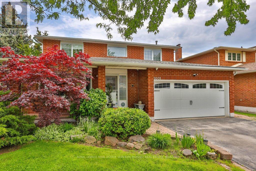 2031 Pen Street, Oakville, Ontario  L6H 3L2 - Photo 2 - W13001900
