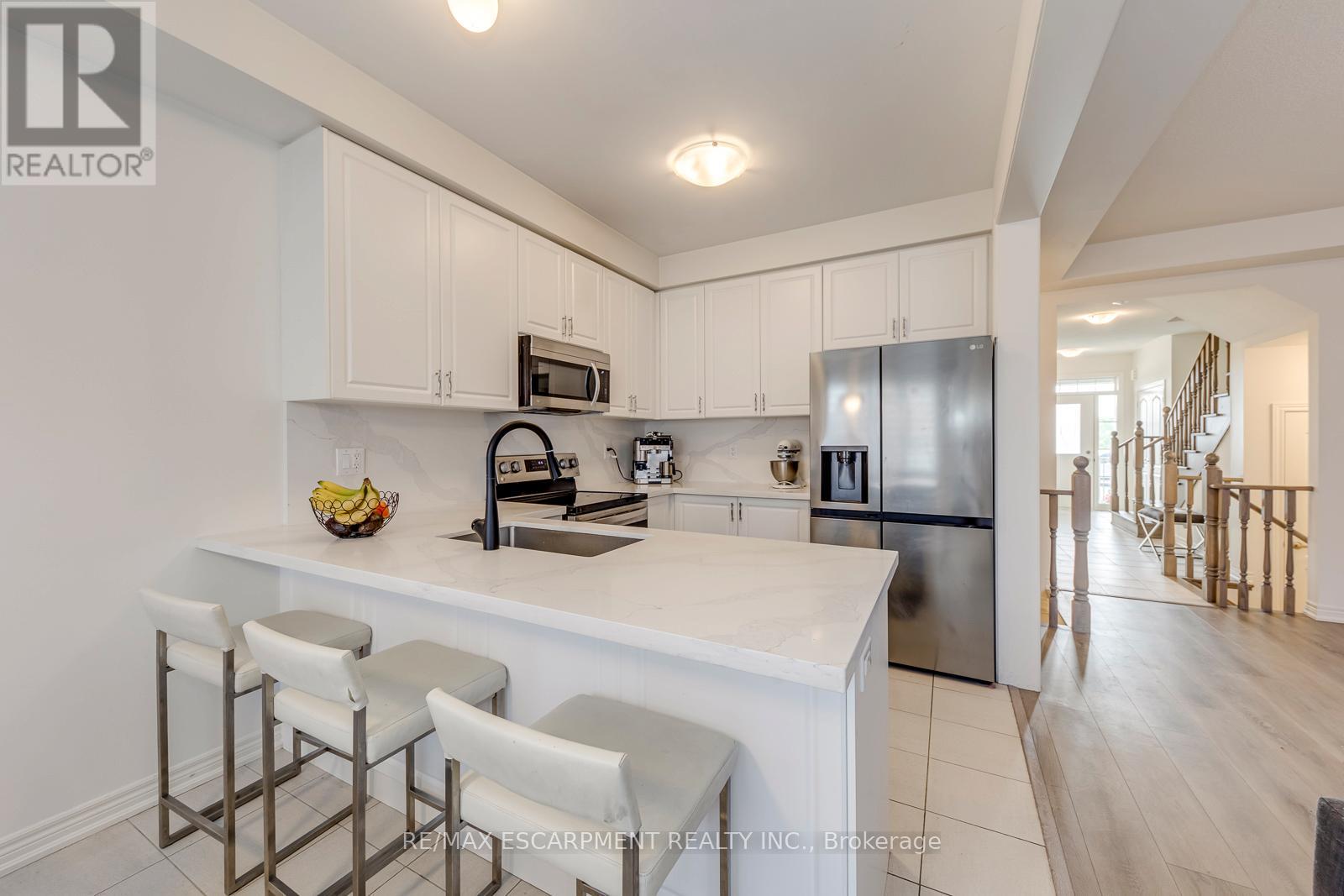 407 Skinner Road, Hamilton, Ontario  L8B 1Z7 - Photo 11 - X13208648