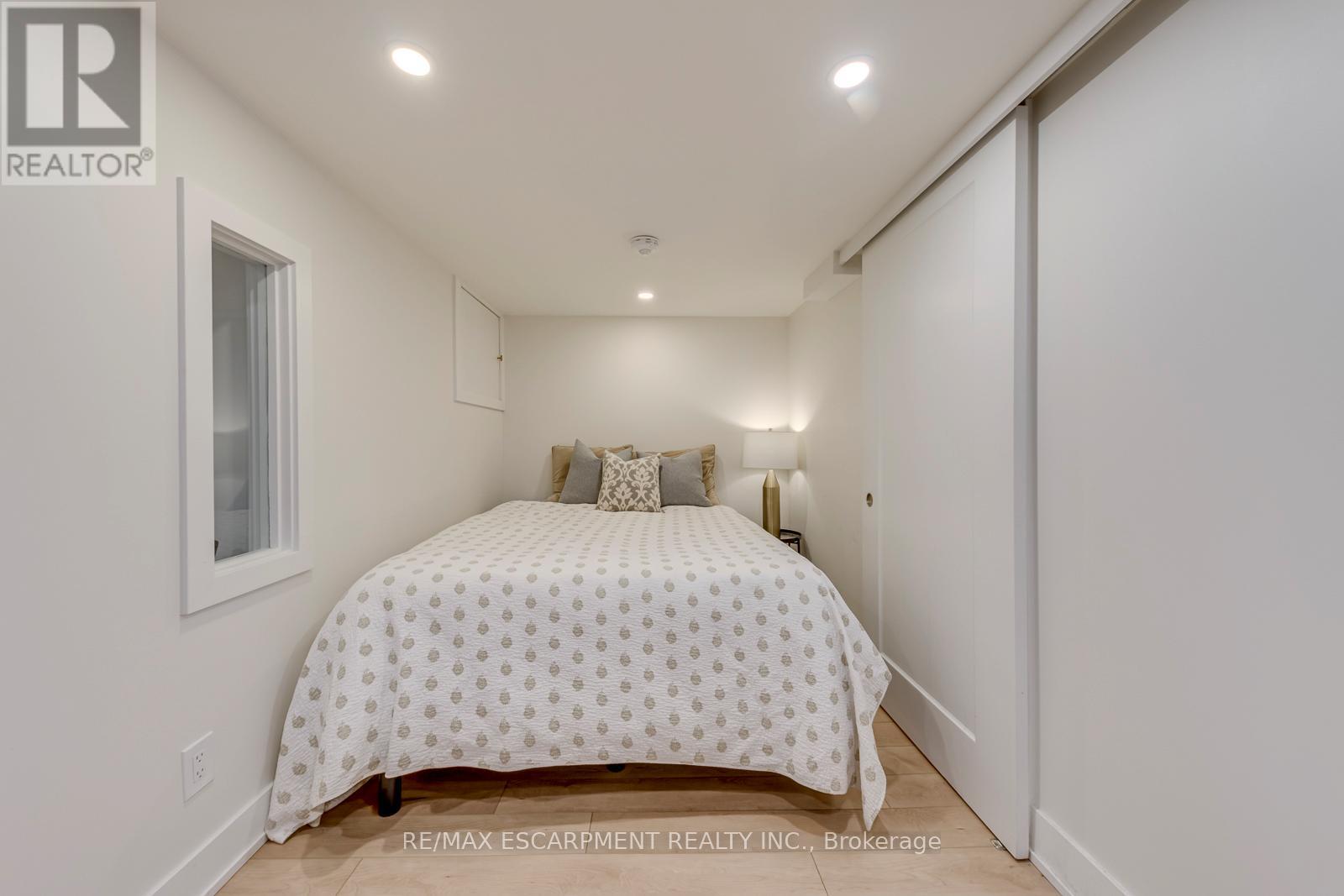 407 Skinner Road, Hamilton, Ontario  L8B 1Z7 - Photo 29 - X13208648