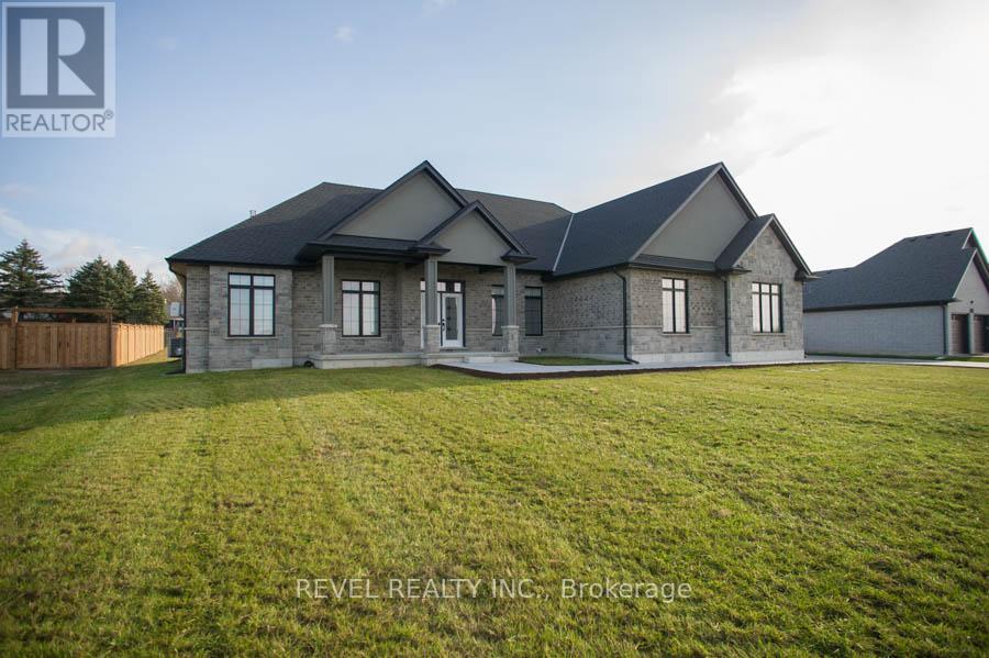 14 Bowen Place, Brant, Ontario  N0E 1L0 - Photo 2 - X13208650