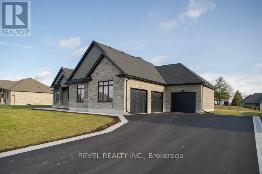 14 Bowen Place, Brant, Ontario  N0E 1L0 - Photo 3 - X13208650