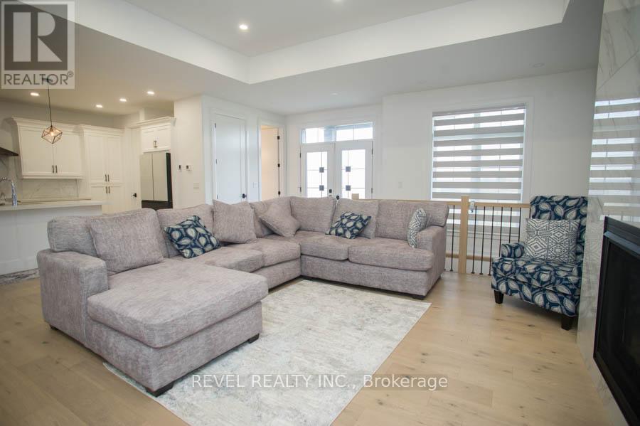 14 Bowen Place, Brant, Ontario  N0E 1L0 - Photo 6 - X13208650