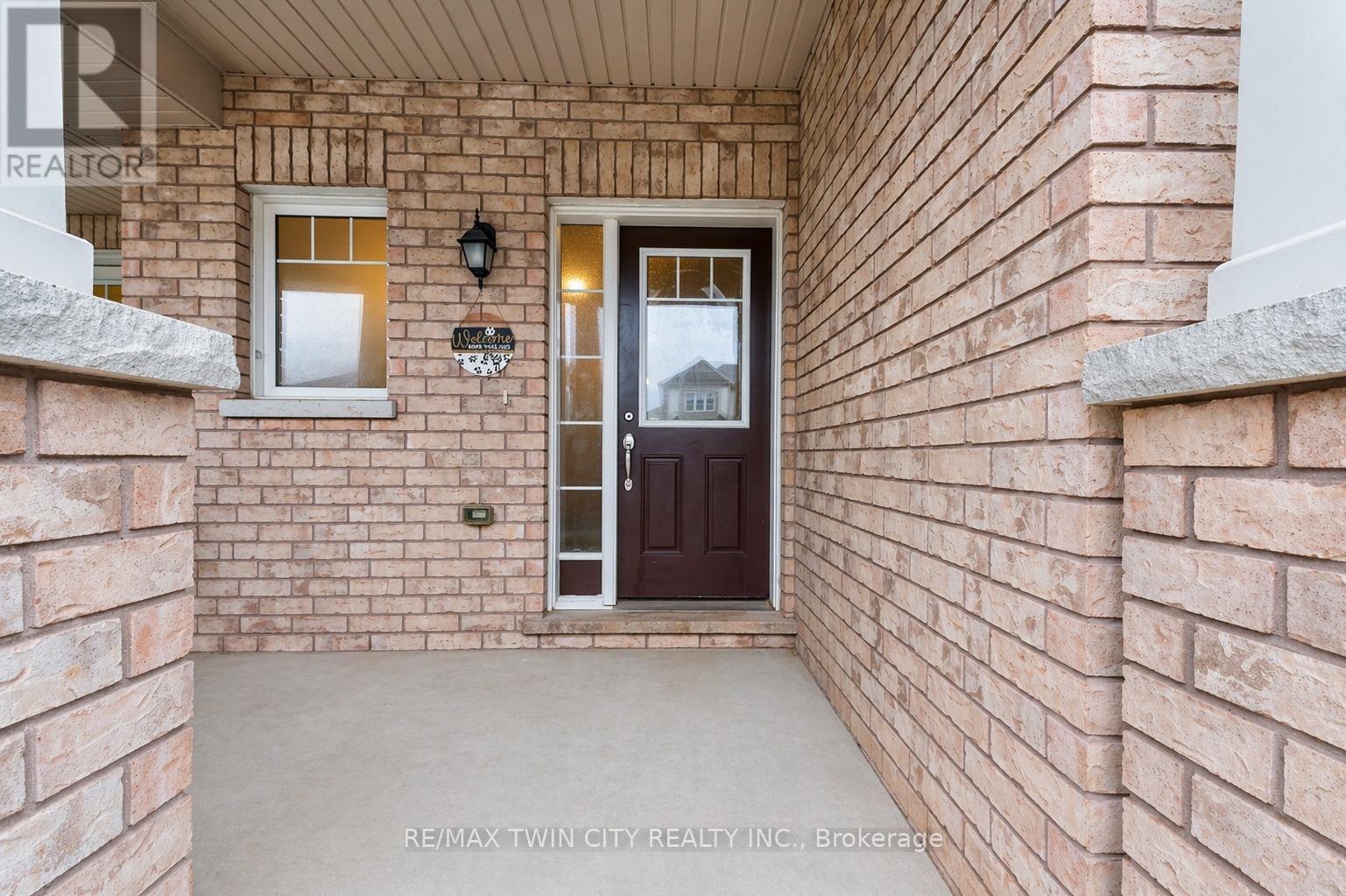 21 Postmaster Drive, Kitchener, Ontario  N2R 0J2 - Photo 3 - X13208680