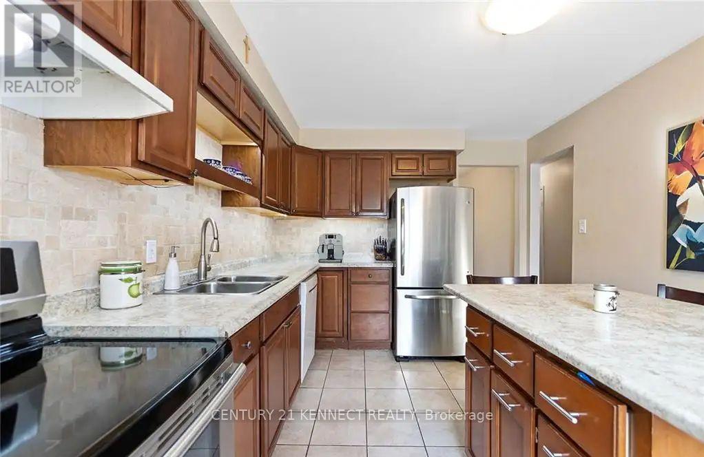 54 - 55 Dovercliffe Road, Guelph, Ontario  N1G 3A5 - Photo 4 - X13208808