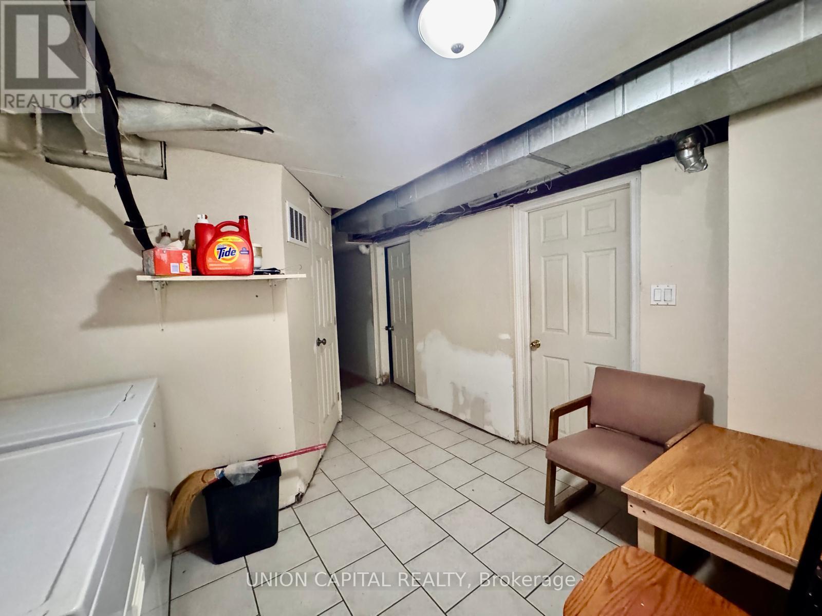 16 Cumming Street, St. Catharines, Ontario  L2S 1H7 - Photo 14 - X13208816