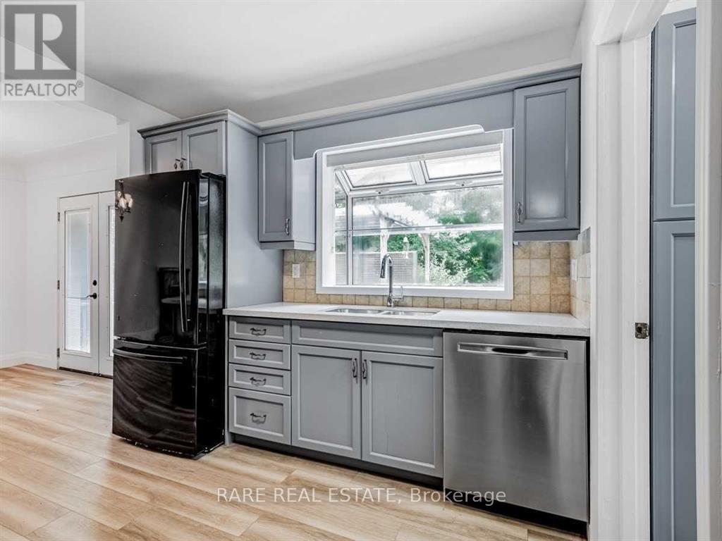 15 Miller Drive, Hamilton, Ontario  L9G 2H9 - Photo 10 - X13208844