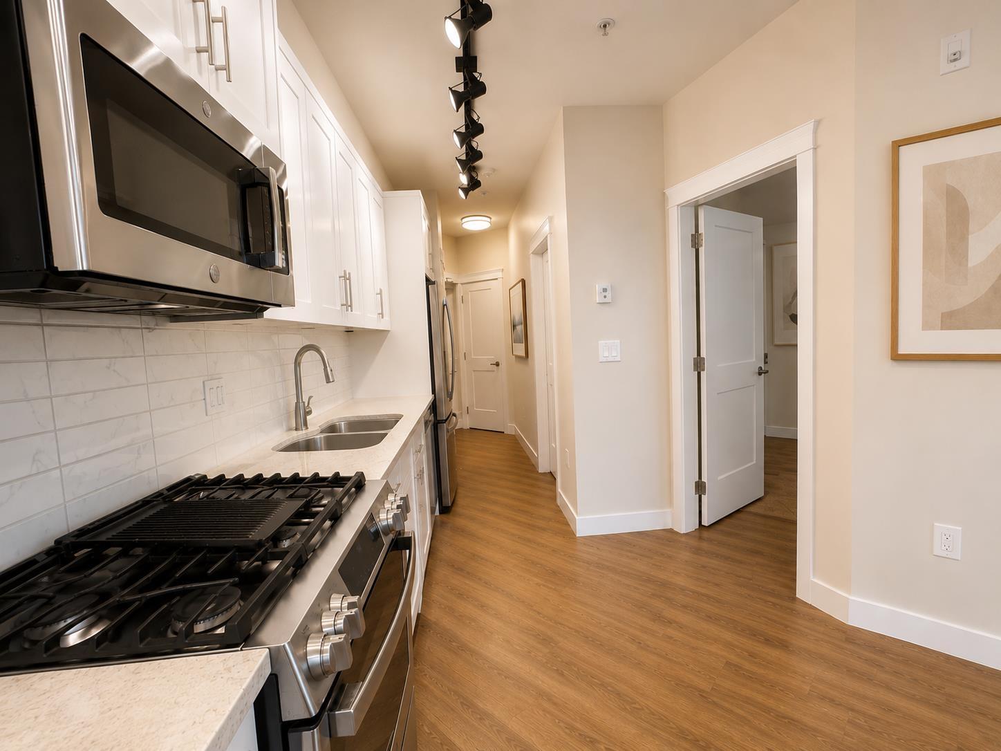 326 11077 Ravine Road, Surrey, British Columbia  V3T 0R7 - Photo 5 - R3129193