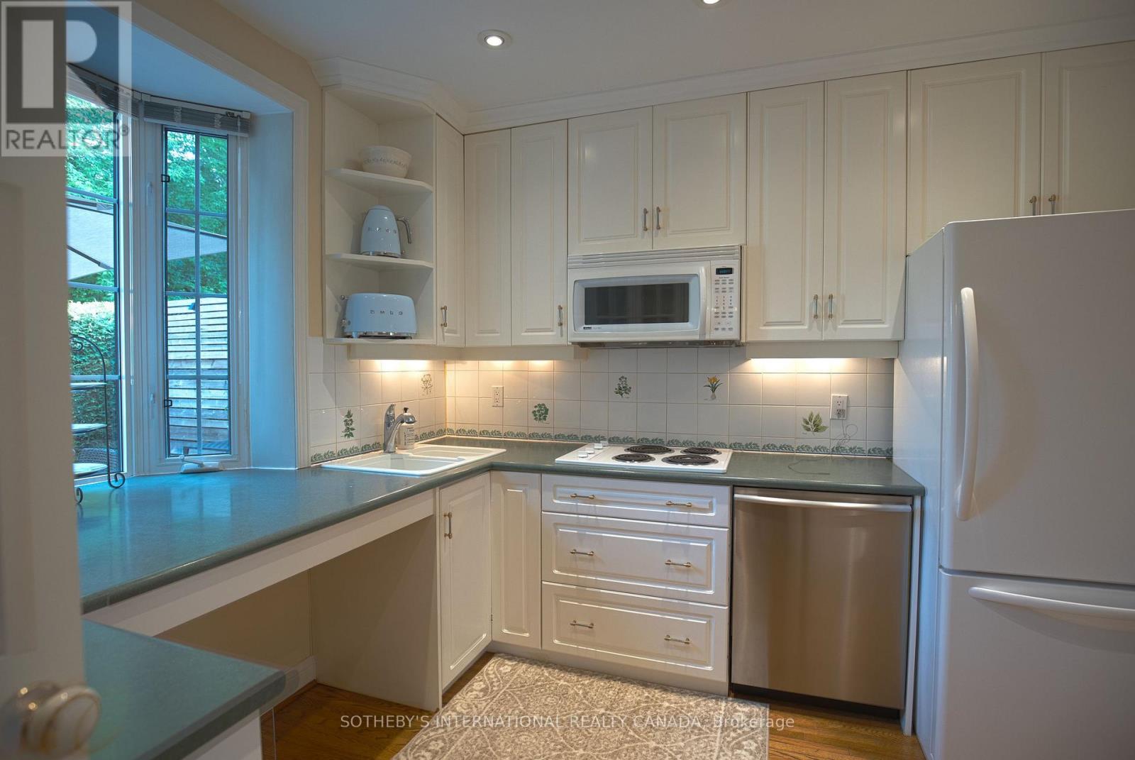 51 Fairfield Road, Toronto, Ontario M4P 1T1 - Photo 10 - C13196440