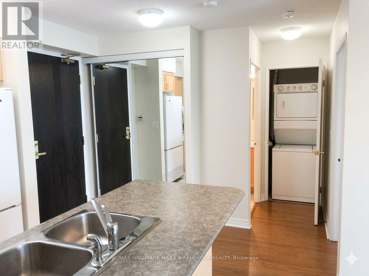 3309 - 23 Hollywood Avenue, Toronto, Ontario  M4L 2K4 - Photo 5 - C13208030
