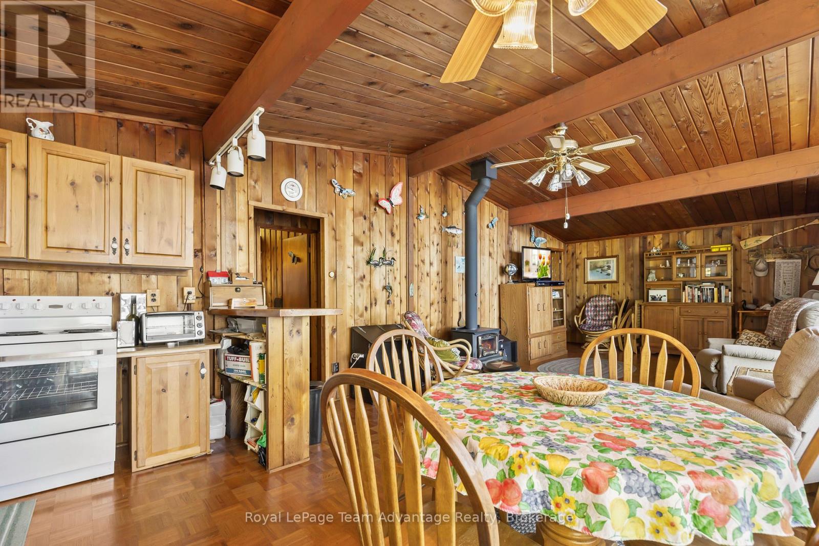 74 Harris Lake Water Road, Parry Sound Remote Area, Ontario  P0G 1K0 - Photo 14 - X13209046