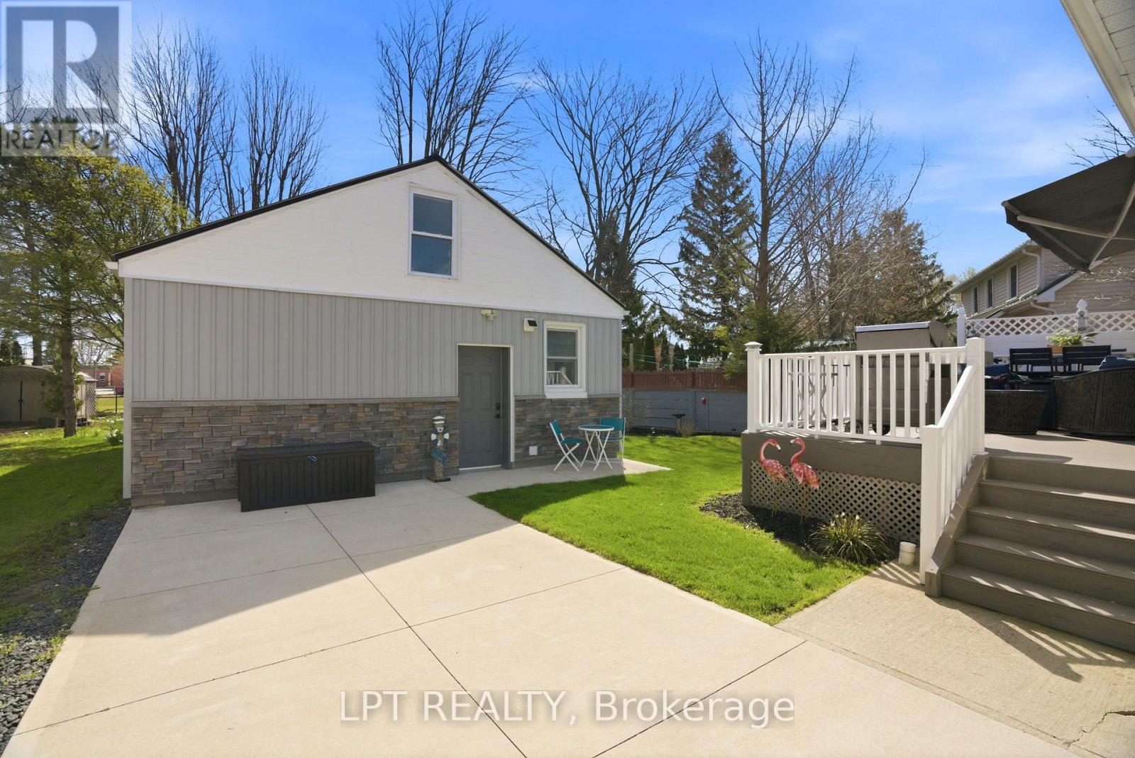 30 Sauble River Road, Lambton Shores, Ontario  N0M 1T0 - Photo 29 - X13208924
